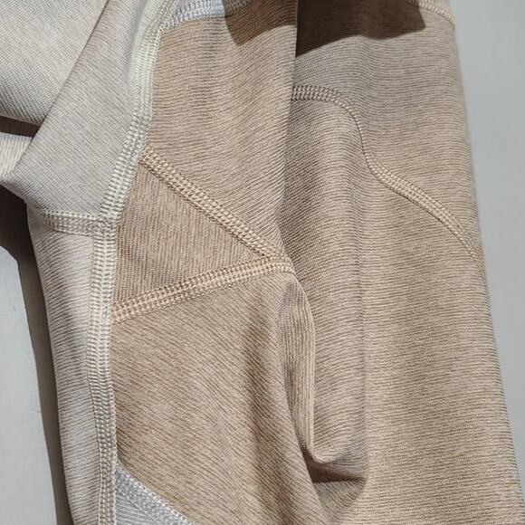 Outdoor Voices 7/8 Tri-Tone Leggings Desert Oatmeal Colorblock Size XS - Picture 4 of 6